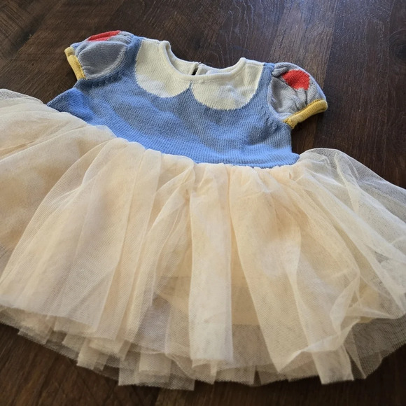 NWT BABY GAP X DISNEY Snow White Dress Size 0-3 months - Picture 2 of 9